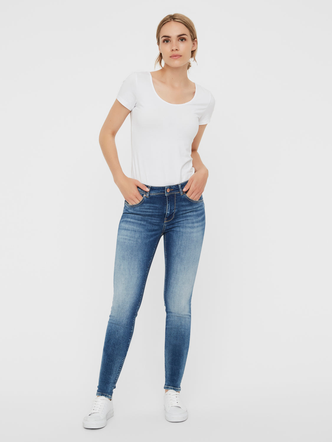 VMLUX Jeans - Medium Blue Denim